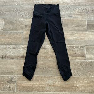 Lululemon Wunder Under Leggings Size 4